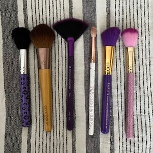 Assorted Unused Makeup Brushes